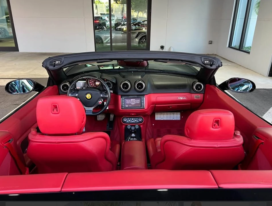 2013 Ferrari California - Image 7 of 11