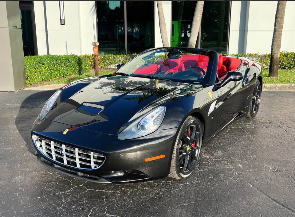 2013 Ferrari California - Image 5 of 11