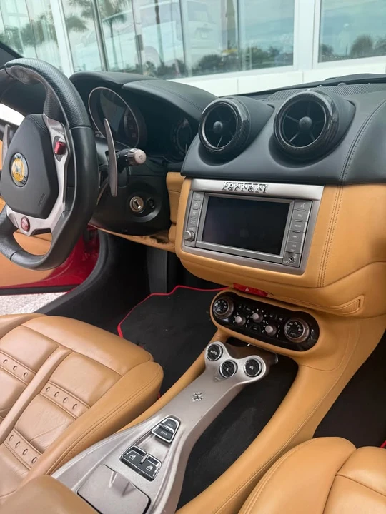2013 Ferrari California - Image 16 of 20