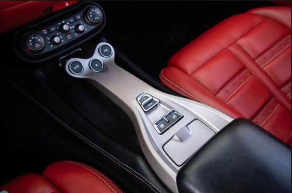 2013 Ferrari California - Image 4 of 11