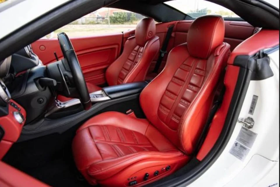 2013 Ferrari California - Image 5 of 11
