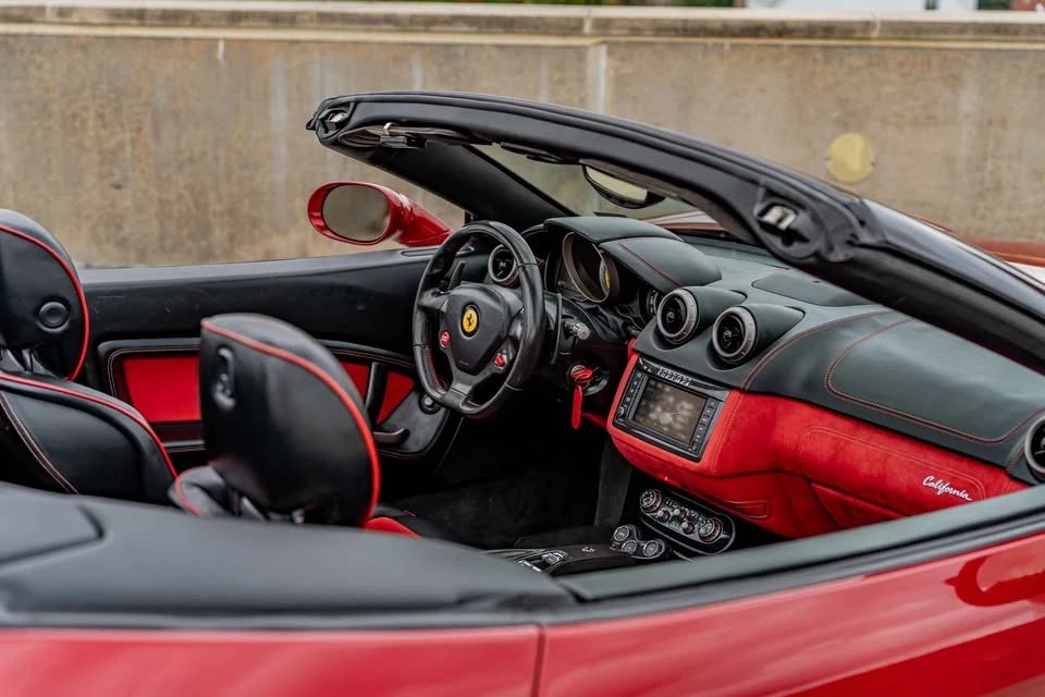 2013 Ferrari California - Image 12 of 20