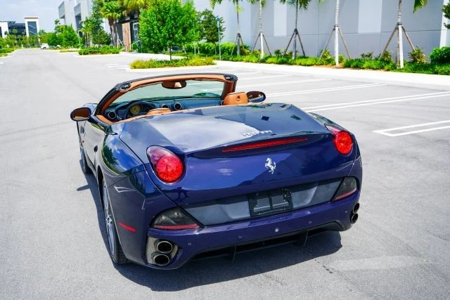 2013 Ferrari California - Image 11 of 31
