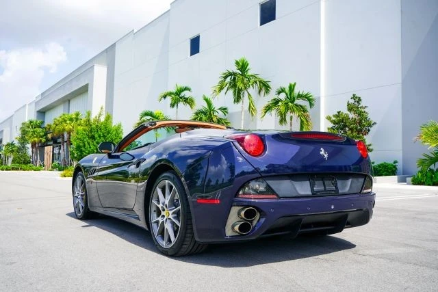2013 Ferrari California - Image 8 of 31