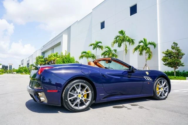 2013 Ferrari California - Image 25 of 31
