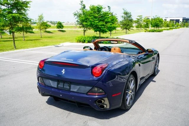 2013 Ferrari California - Image 15 of 31