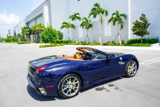 2013 Ferrari California - Image 26 of 31