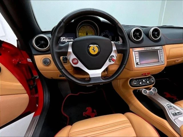 2013 Ferrari California - Image 19 of 31