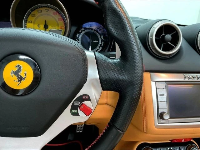 2013 Ferrari California - Image 21 of 31