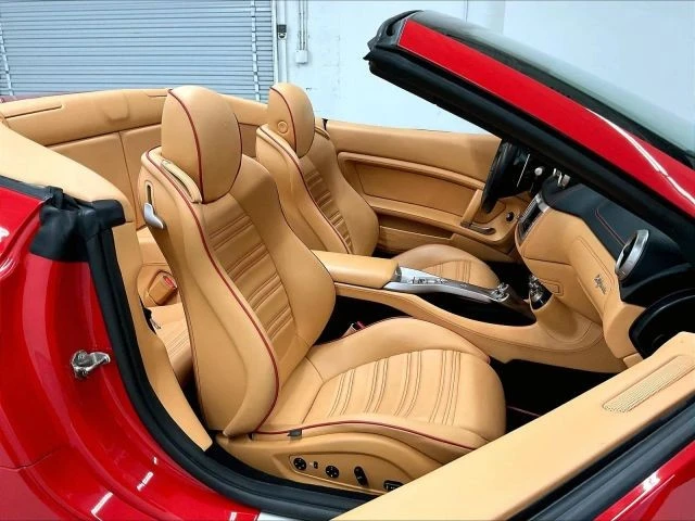 2013 Ferrari California - Image 13 of 31