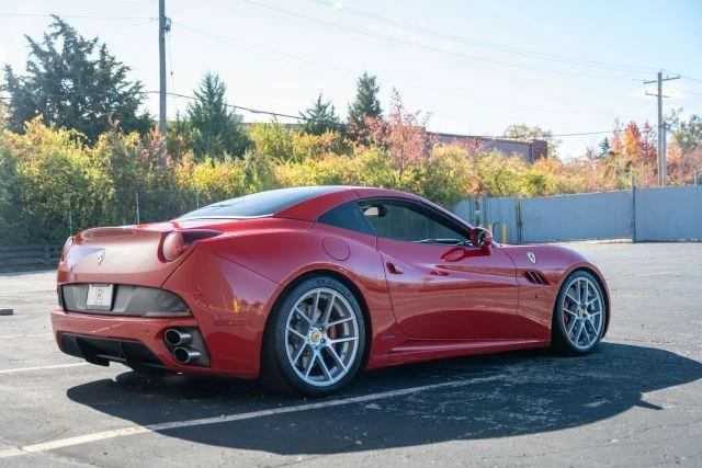 2013 Ferrari California - Image 4 of 9