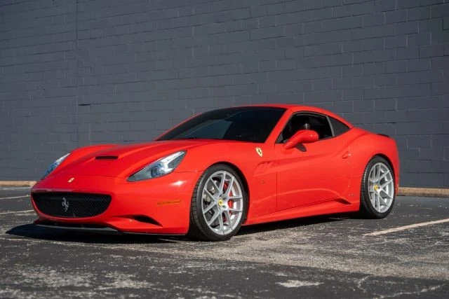 2013 Ferrari California - Image 6 of 9