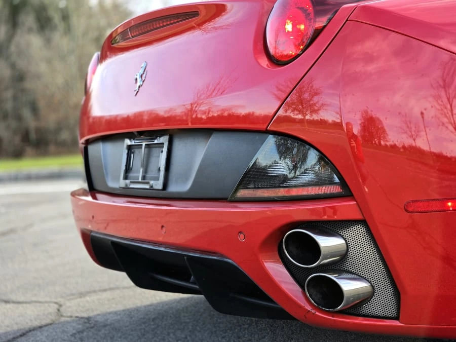 2013 Ferrari California - Image 29 of 31