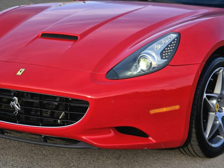 2013 Ferrari California - Image 28 of 31