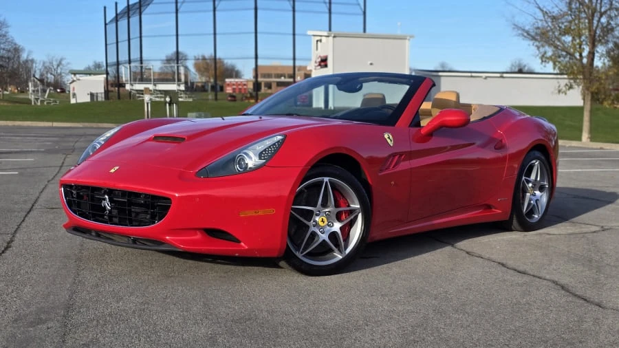 2013 Ferrari California - Image 9 of 31