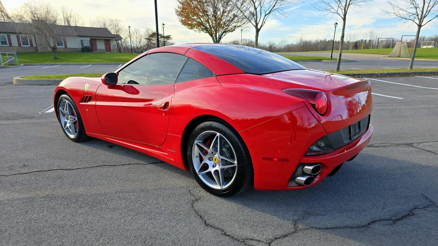 2013 Ferrari California - Image 18 of 31