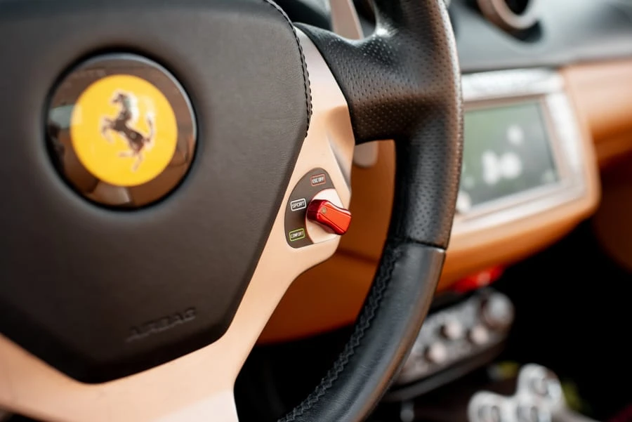 2013 Ferrari California - Image 22 of 31