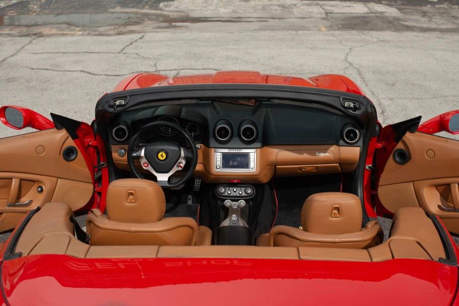 2013 Ferrari California - Image 29 of 31