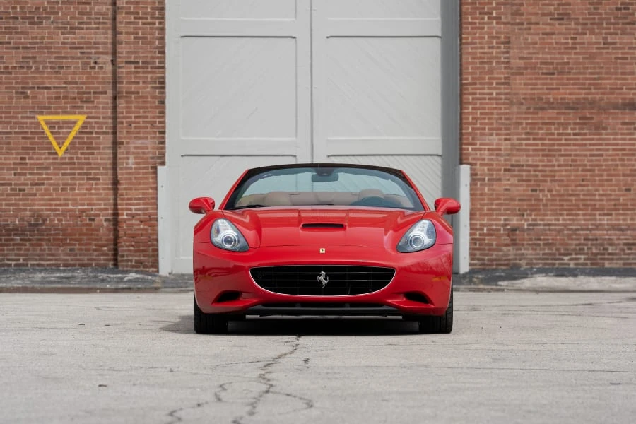 2013 Ferrari California - Image 4 of 31