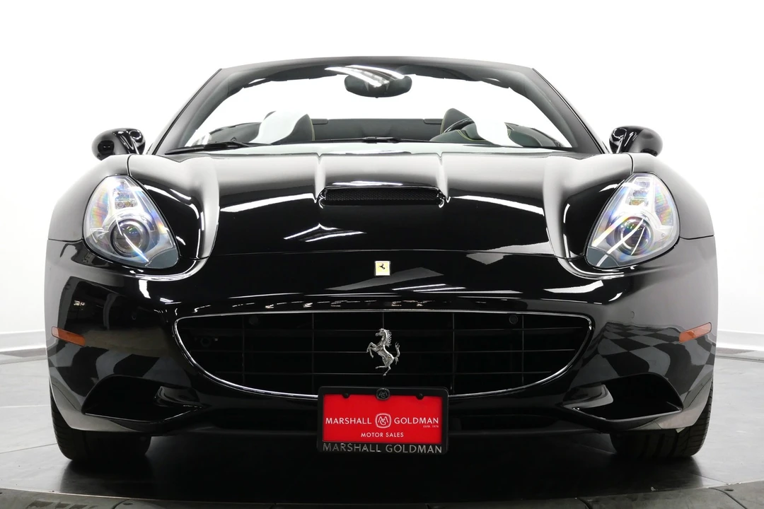 2013 Ferrari California - Image 4 of 12