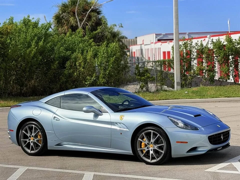 2013 Ferrari California - Image 7 of 13