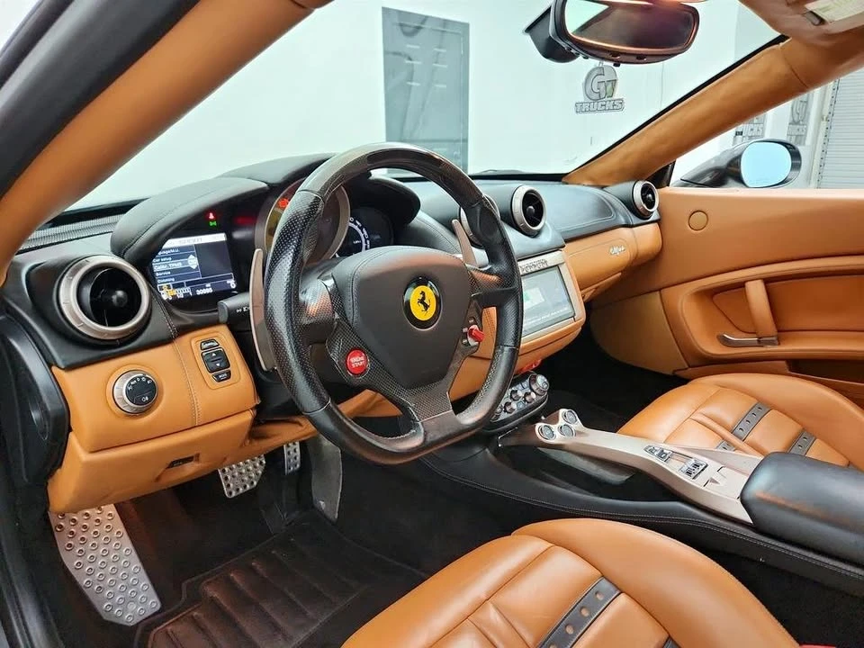 2013 Ferrari California - Image 13 of 20
