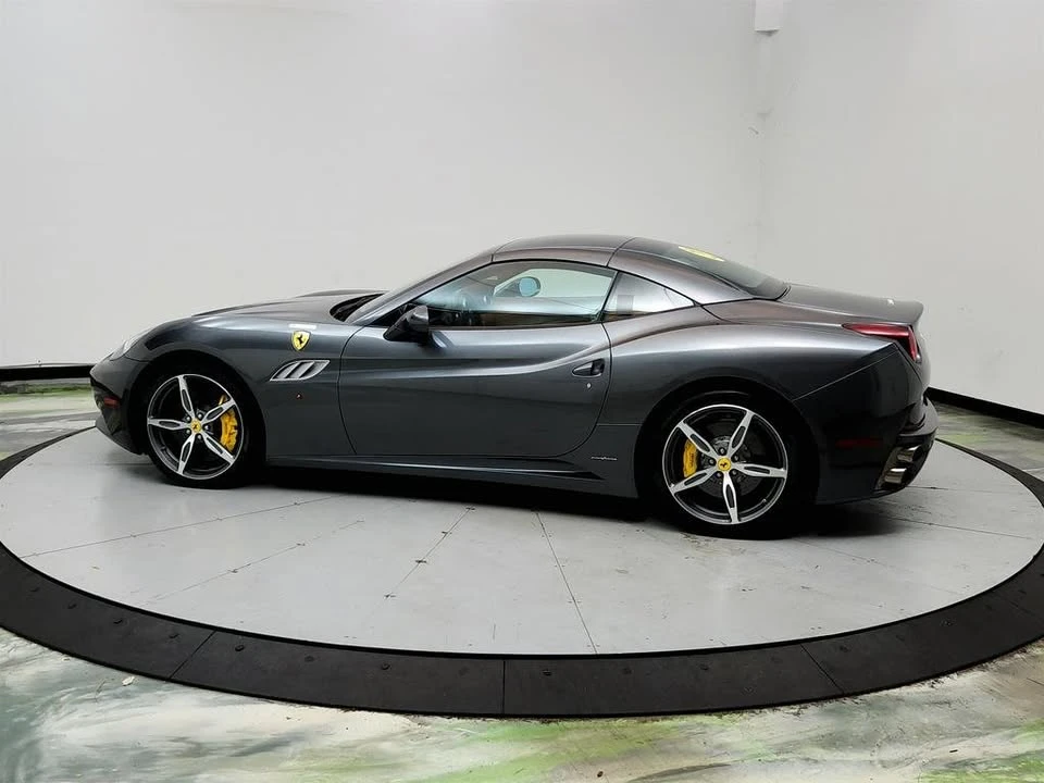 2013 Ferrari California - Image 8 of 20