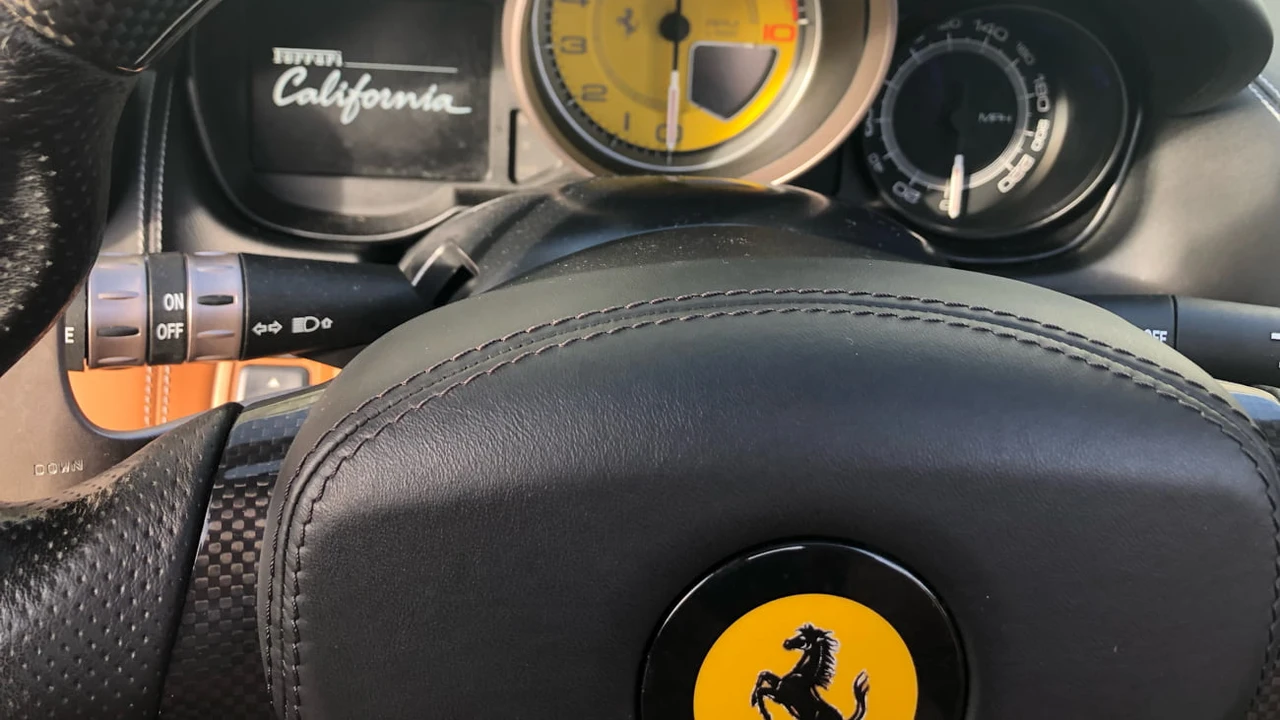 2013 Ferrari California - Image 8 of 19