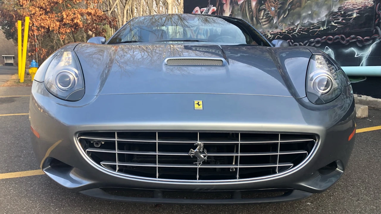 2013 Ferrari California - Image 17 of 19