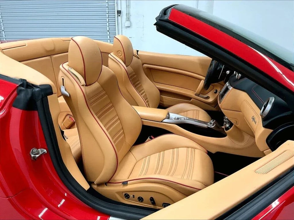 2013 Ferrari California 30 - Image 12 of 31