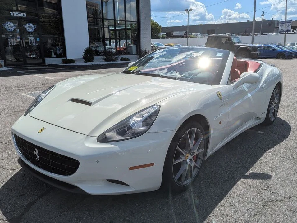 2013 Ferrari California 30 - Image 11 of 31