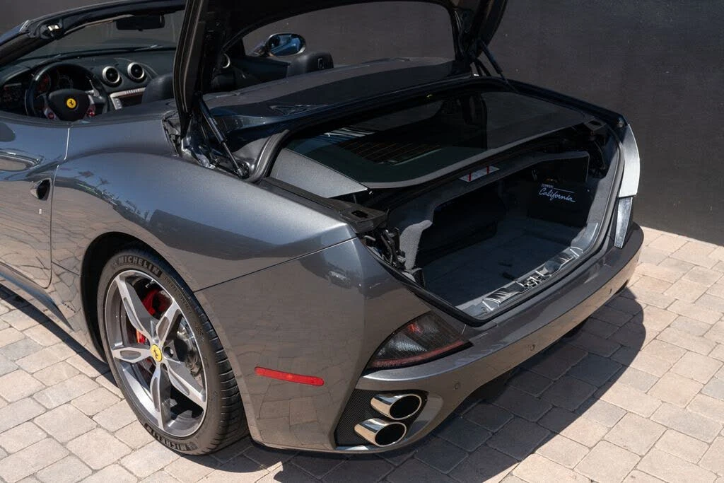 2013 Ferrari California - Image 14 of 30