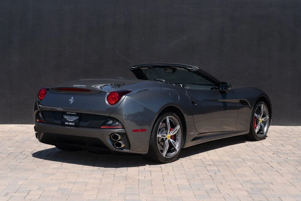 2013 Ferrari California - Image 5 of 30