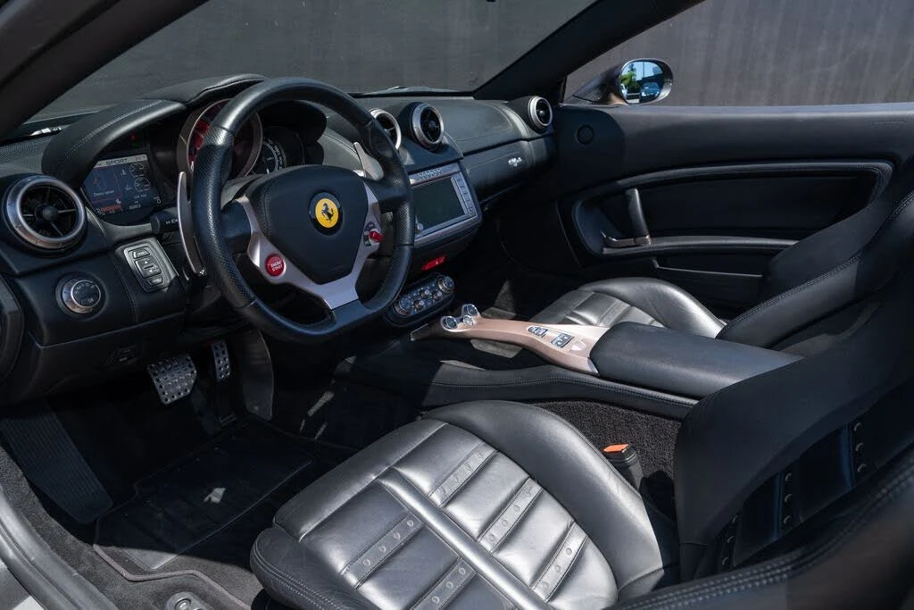 2013 Ferrari California - Image 17 of 30