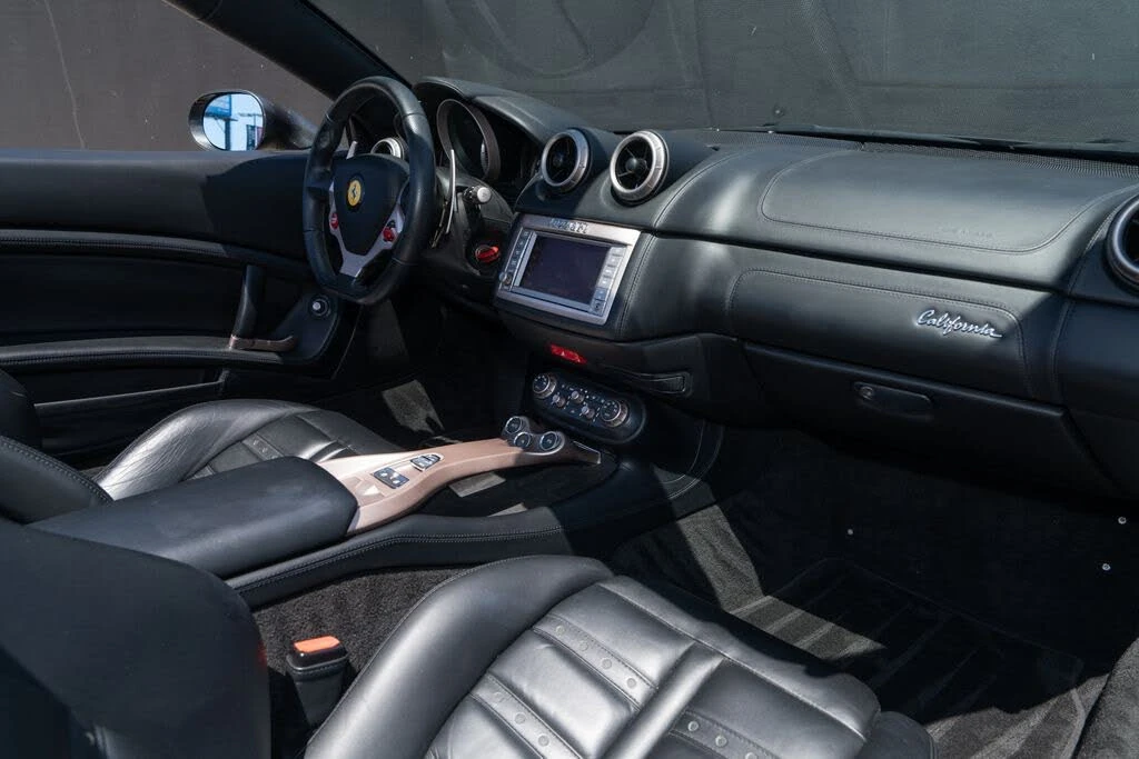 2013 Ferrari California - Image 18 of 30