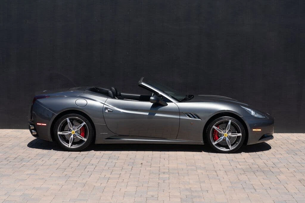 2013 Ferrari California - Image 3 of 30