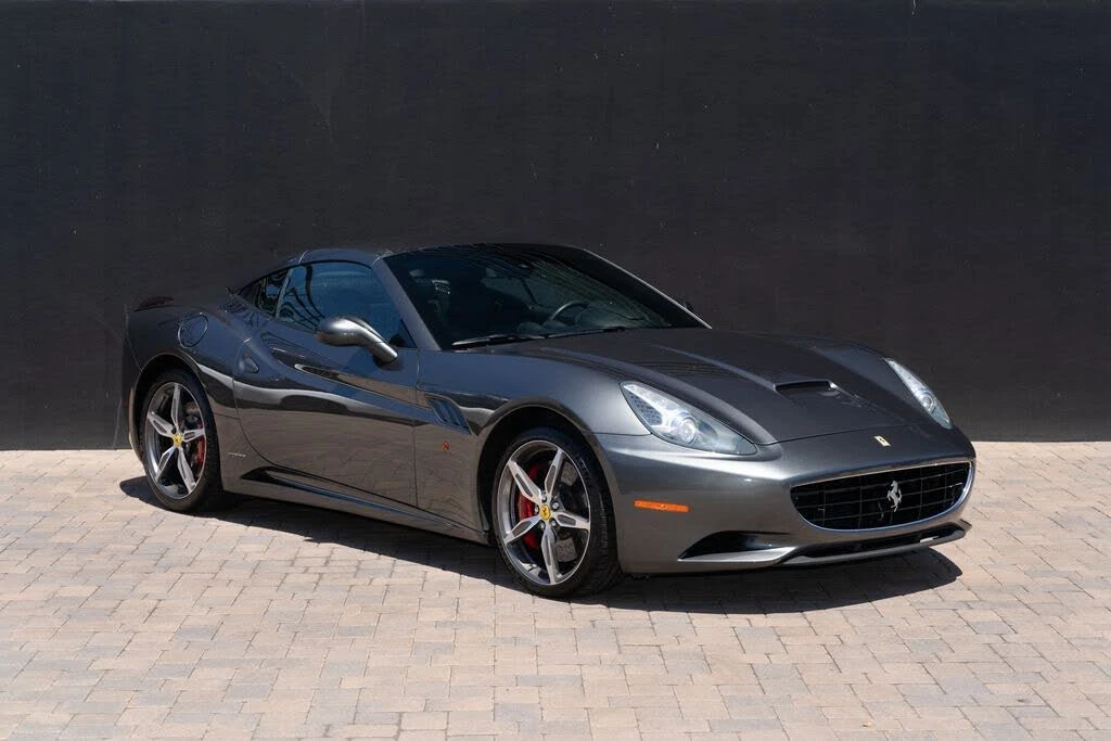 2013 Ferrari California - Image 2 of 30