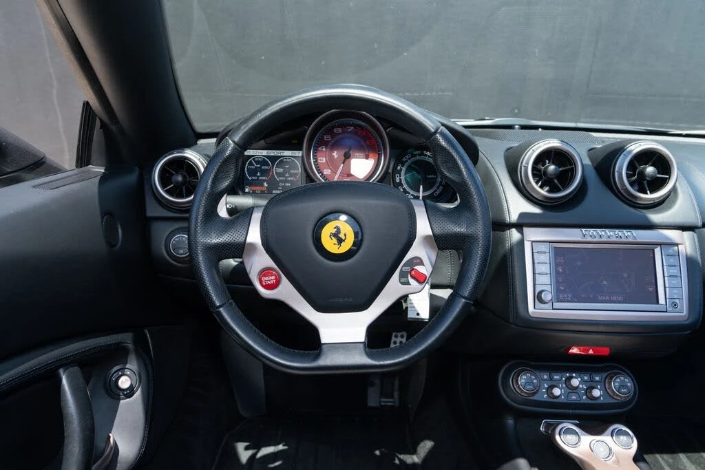 2013 Ferrari California - Image 23 of 30