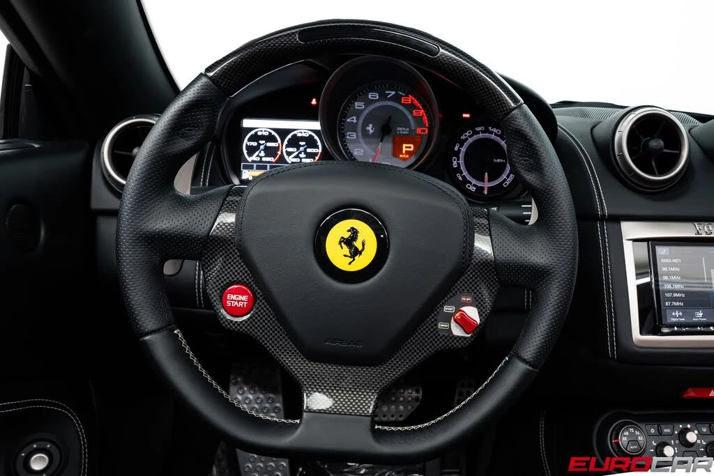 2013 Ferrari California - Image 28 of 31