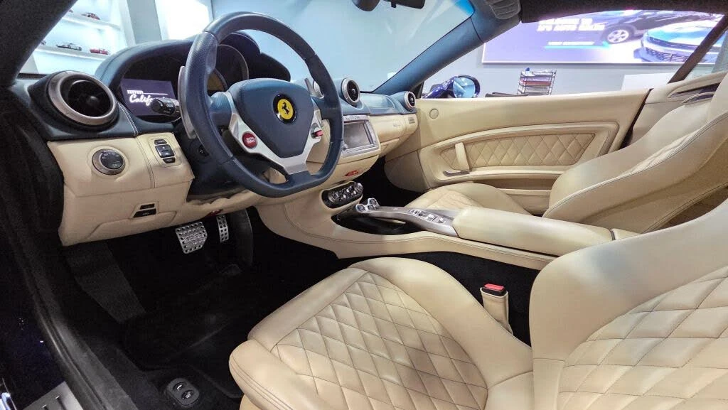 2013 Ferrari California 30 - Image 12 of 31