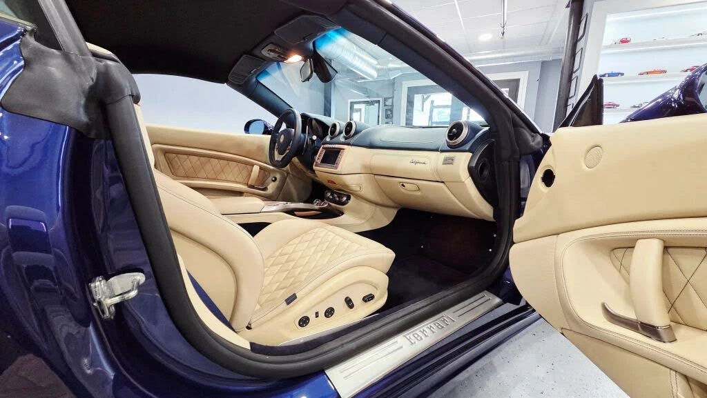 2013 Ferrari California 30 - Image 20 of 31