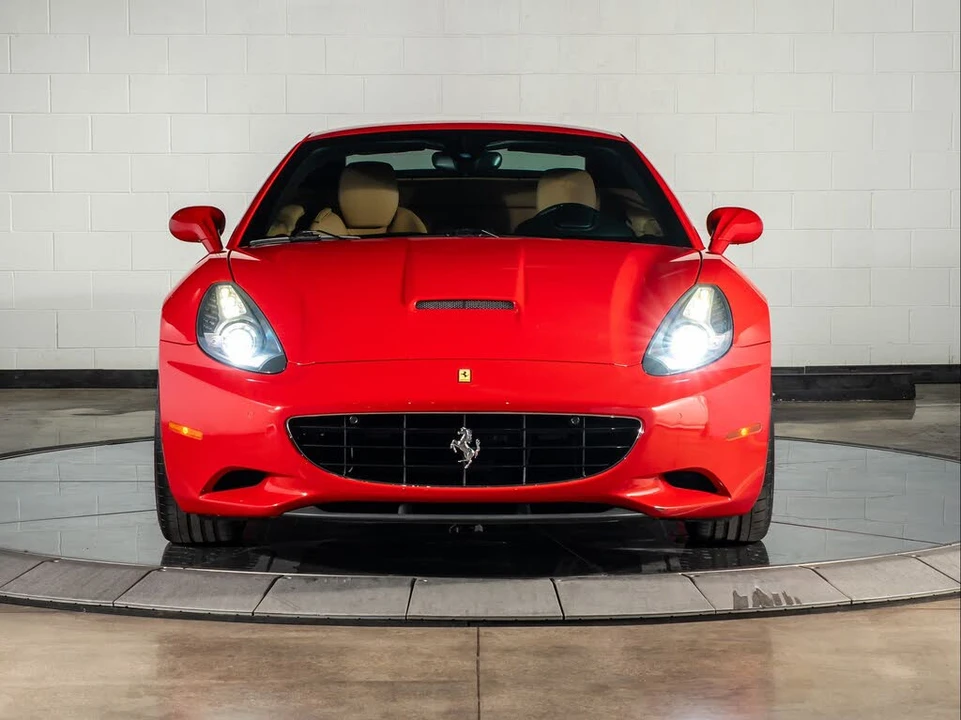 2013 Ferrari California - Image 18 of 31