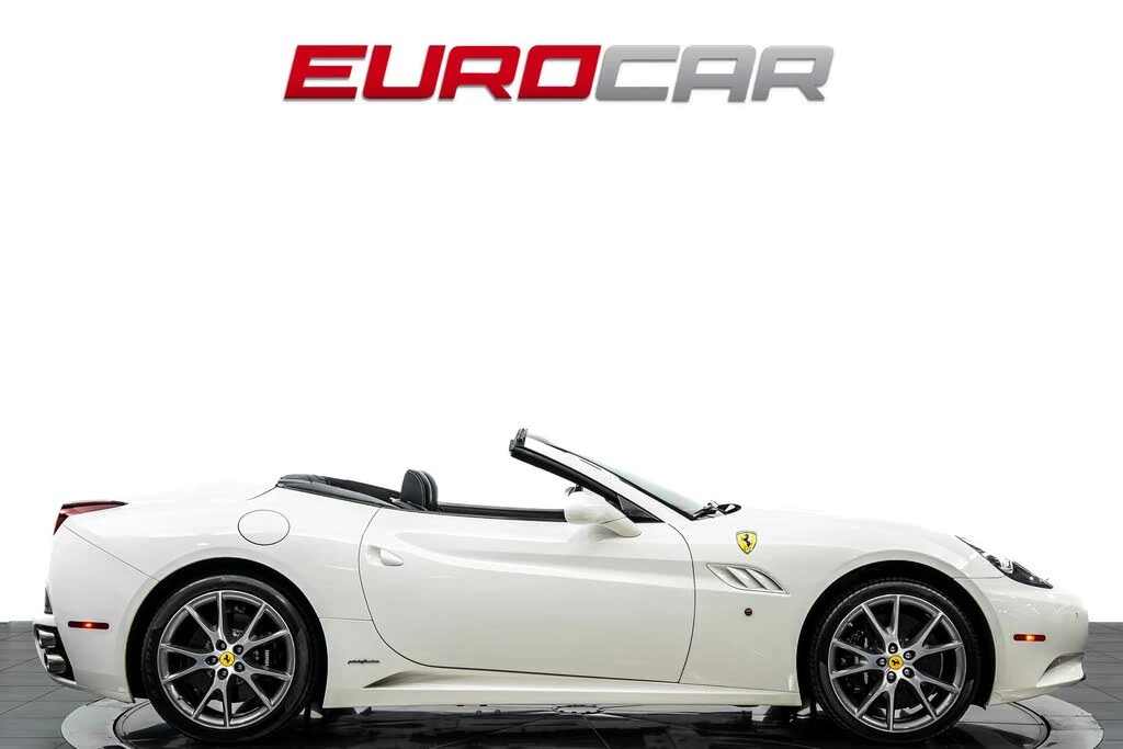 2013 Ferrari California - Image 8 of 31