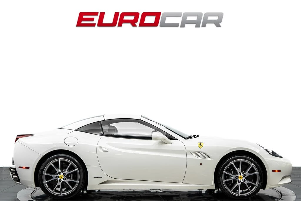 2013 Ferrari California - Image 7 of 31