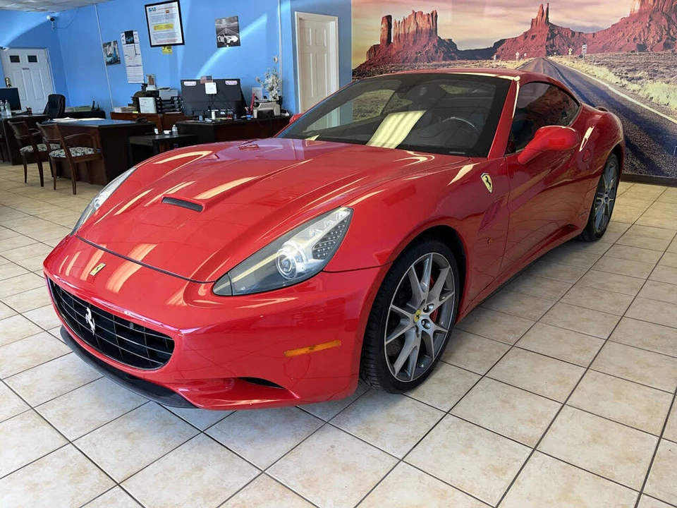 2013 Ferrari California - Image 4 of 21