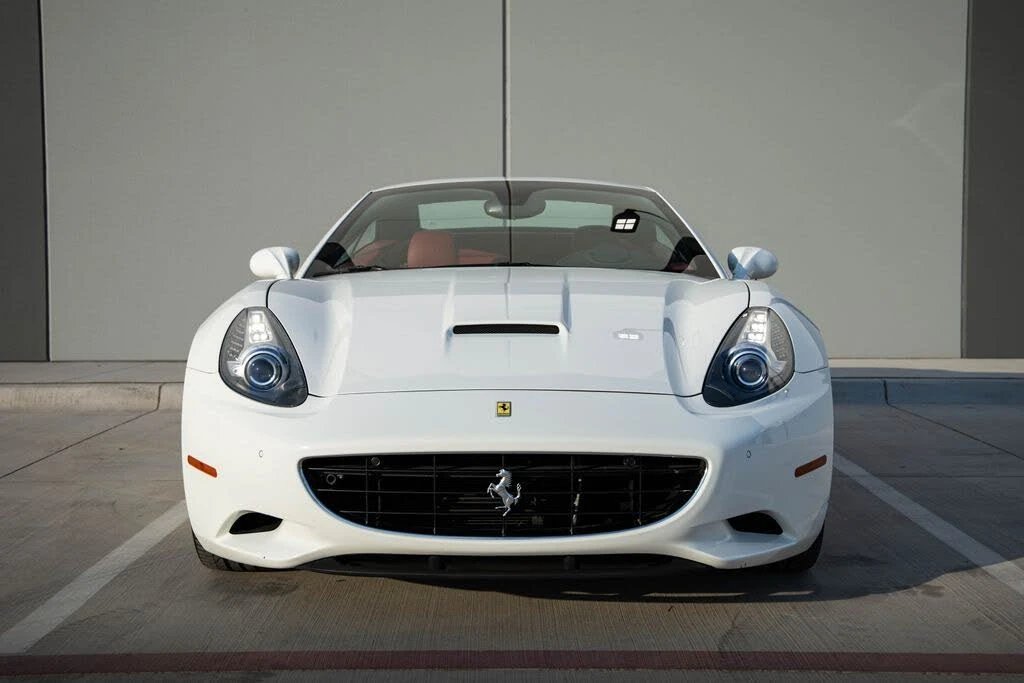 2013 Ferrari California - Image 3 of 31