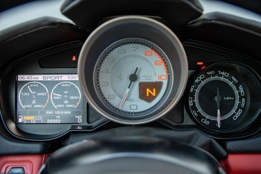 2013 Ferrari California - Image 18 of 31