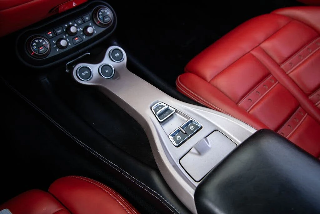 2013 Ferrari California - Image 15 of 31