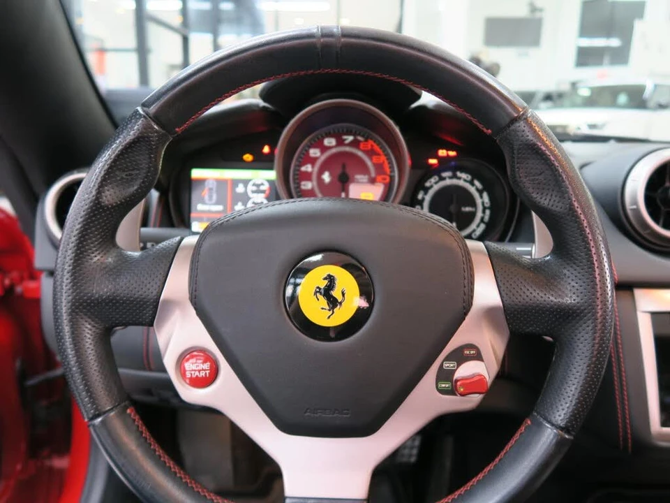 2013 Ferrari California - Image 20 of 31