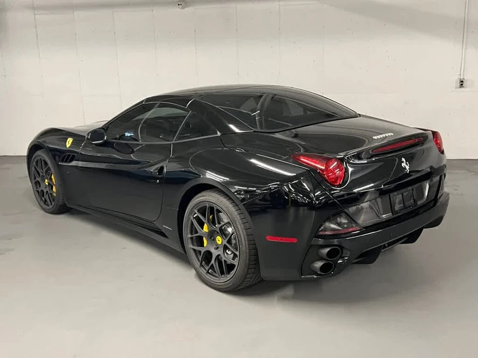 2013 Ferrari California - Image 3 of 31